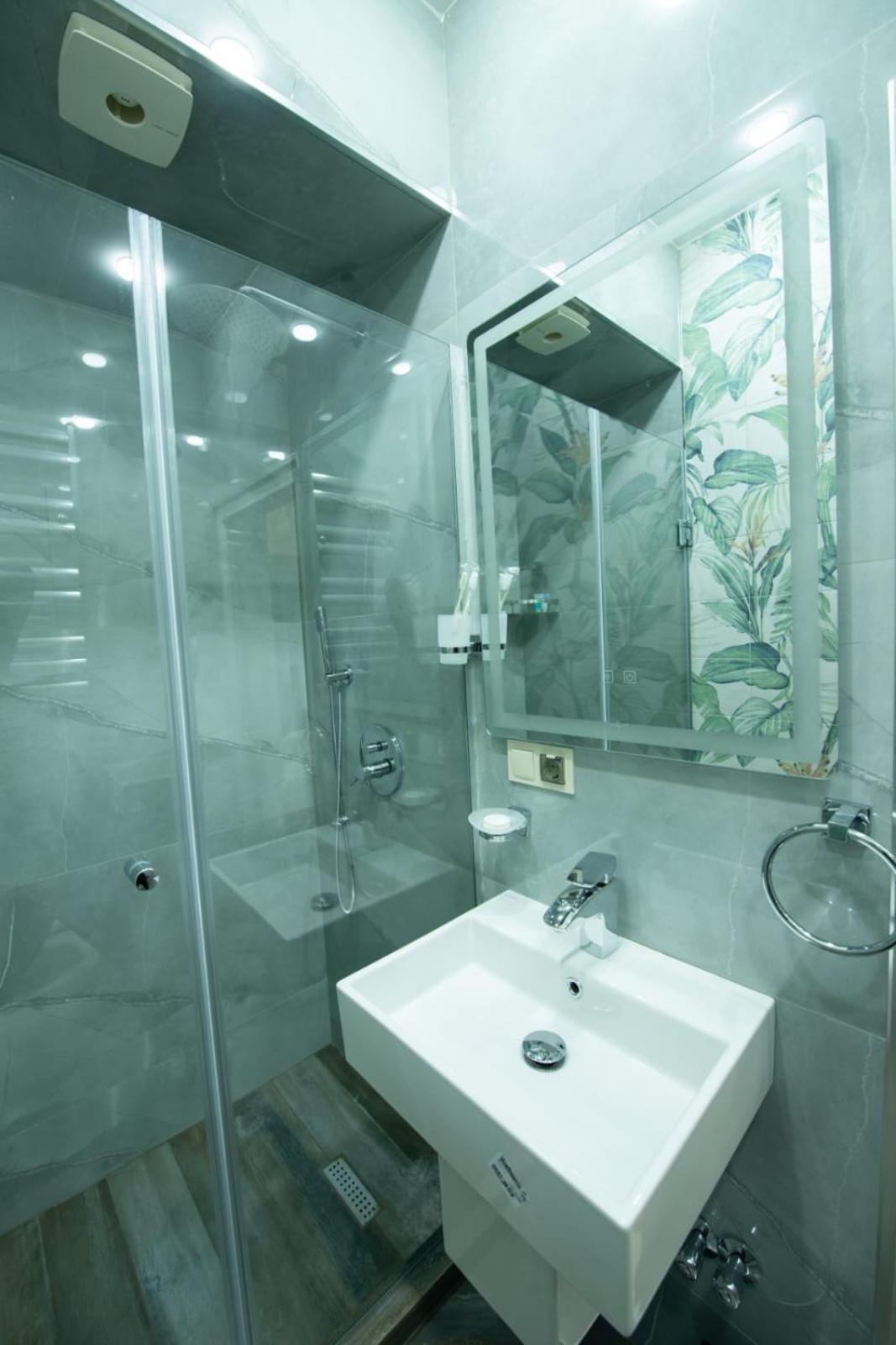 Marita Hotel Tbilisi Bagian luar foto