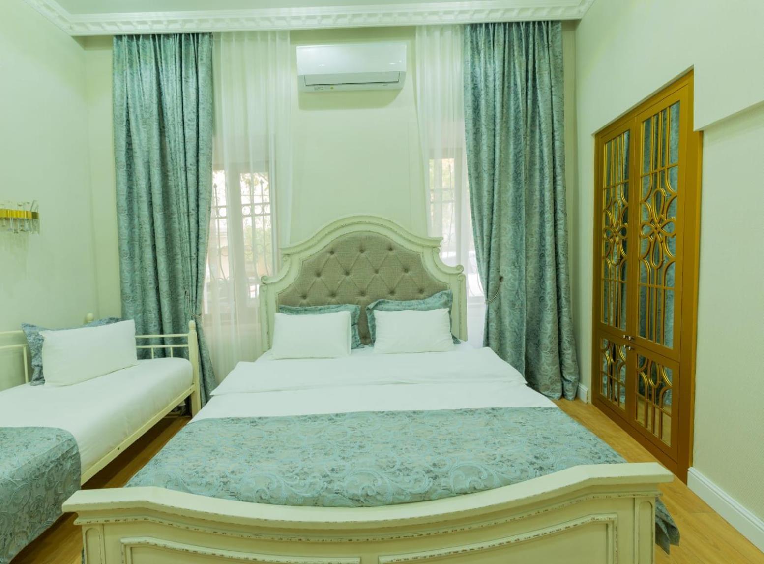 Marita Hotel Tbilisi Bagian luar foto