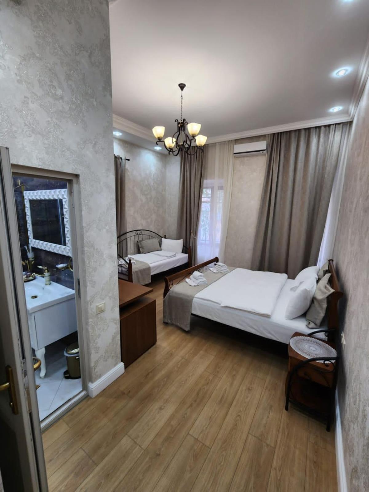 Marita Hotel Tbilisi Bagian luar foto